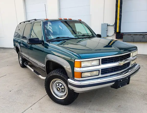 N 1999 Suburban by autosales