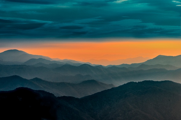 Sunset and Ridges - Smoky Mountains - Roxanne Bouché Overton 