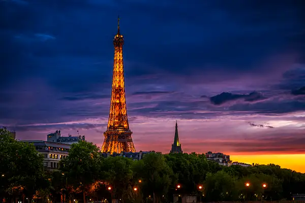 An Eiffel Sunset by DEE POTTER