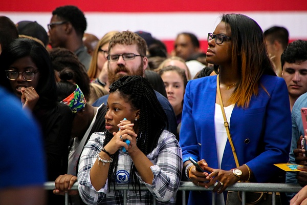 Waiting for President Obama, Columbus, Ohio, November 2016 - Politics: Voting - Justine Kirby Photography 