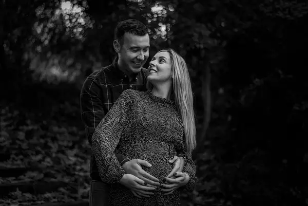 Leanne and Jonny Maternity Shoot-177 by Stephen Hope