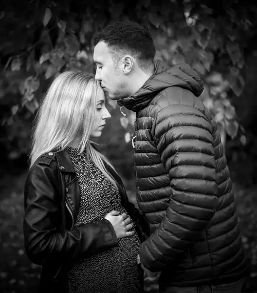 Leanne and Jonny Maternity Shoot-190 by Stephen Hope
