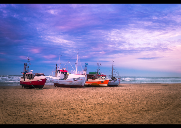 4 fishing boats on the beach - Jan Molin