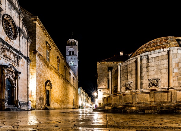 Entering Old Town - Luc Jean - Dubrovnik