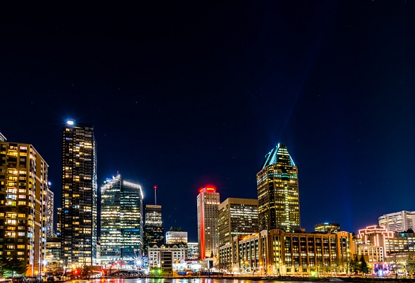 Cityscape 07 - A walk at night in ... Montreal - Luc Jean Photography