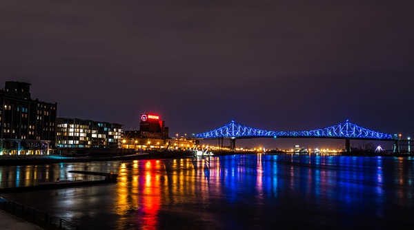 Jacques Cartier Bridge - A walk at night in ... Montreal - Luc Jean Photography
