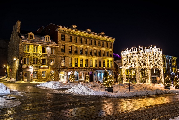 Place Jacques-Cartier - A walk at night in ... Montreal - Luc Jean Photography
