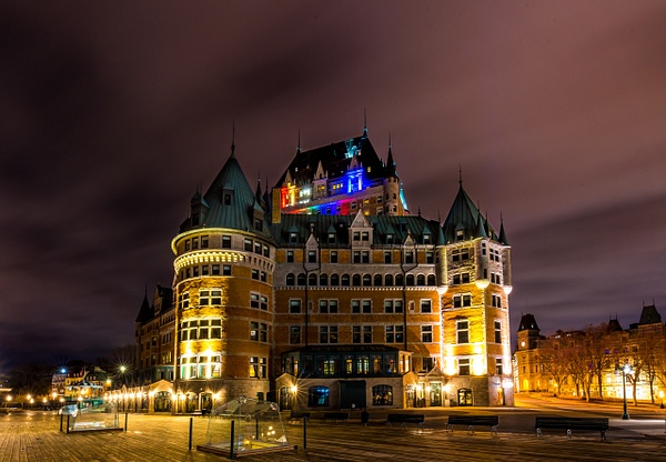 Le Château Frontenac 02 - Luc Jean - A walk at night in ... 
