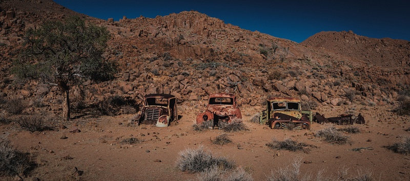 Old cars in the dessert