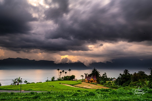 West Sumatra - Maninjau Lake - Minangkabau - Deni Koeswanto Eyes 