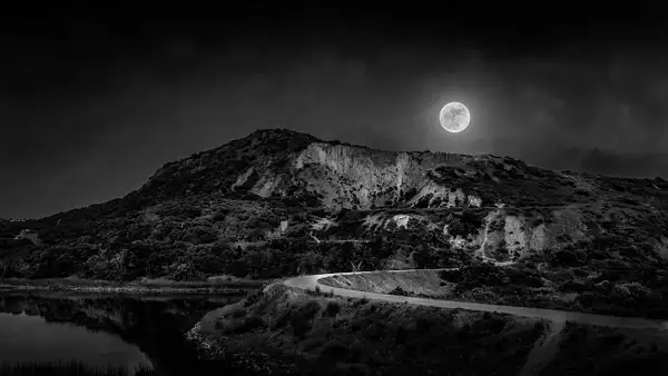 Mt. Calavera : Full Moon B&W by ScottWatanabeImages