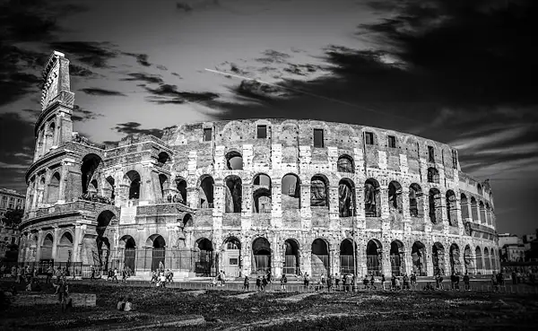 The Colosseum in BW by Arian Shkaki