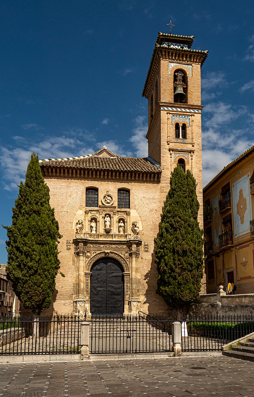 Church-of-San-Gil-y-Santa-Ana-Granada-Spain