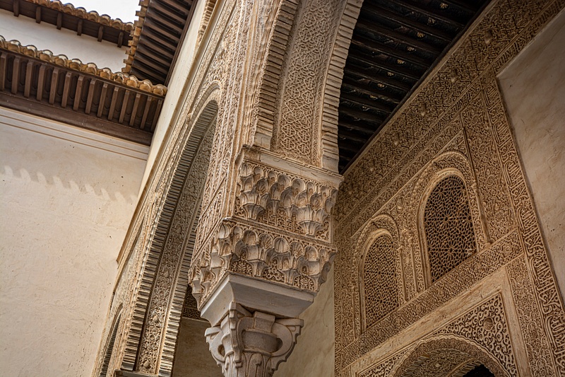 Alhambra-architecture-detail-Granada-Spain