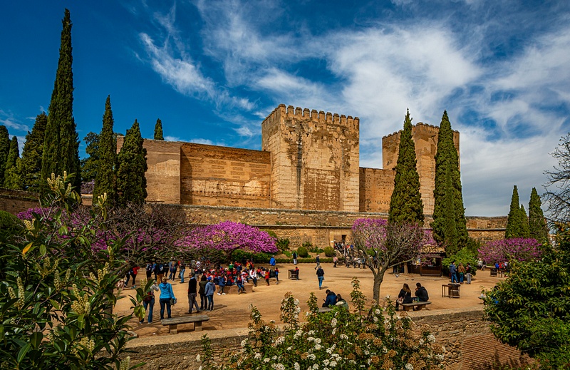 Torre-del-Adarguero-Alhambra-Granada-Spain