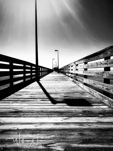 Biloxi pier by WilliamFurr