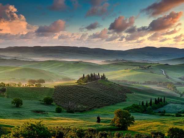 Valle de Orcia, Tuscany Italy - Travel - Peter Aragone 