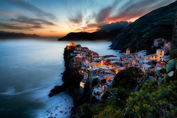 Vernazza at Sunset, Cinqe Terre Italy - Travel - Peter Aragone