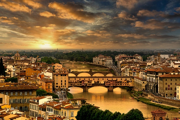 Ponte Vecchio over the Armo River,  Florence Italy - Peter Aragone