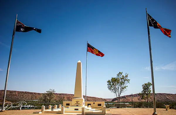Anzac Hill, Alice Springs by DavidParkerPhotography