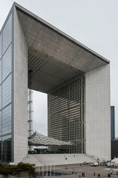 2011_6830 - Building - Paris by ALEJANDRO DEMBO