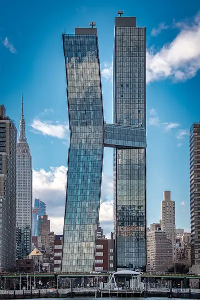2019_0076 - Building - New York by ALEJANDRO DEMBO