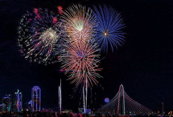Dallas Fourth of July - Cityscapes - John Roberts - Clicking With Nature®