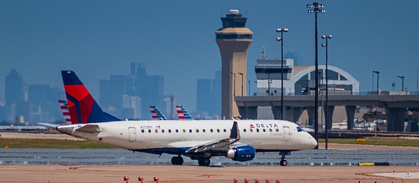 Embraer E175LR in Delta Connect livery (1 of 1) - Airplanes - KDS Imagery Photography  