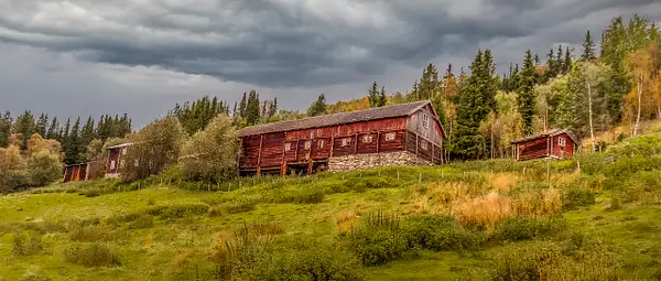 Old Farm by Rainer Pedersen
