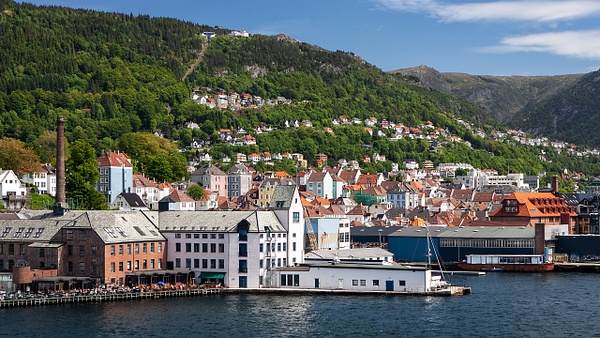 1. Bergen (1) - NORWAY Bergen - Kirkenes - François Scheffen Photography 