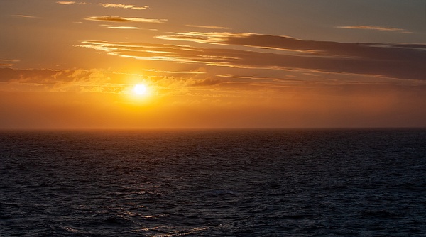 3b. Midnight Sun (1) - NORWAY Bergen - Kirkenes - François Scheffen Photography 