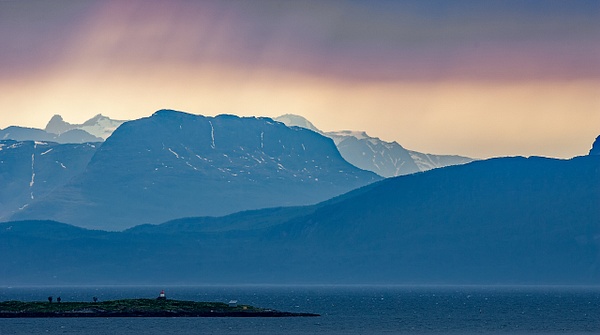 8b. Harstad surr. Midnightsun (5) - NORWAY Bergen - Kirkenes - François Scheffen Photography