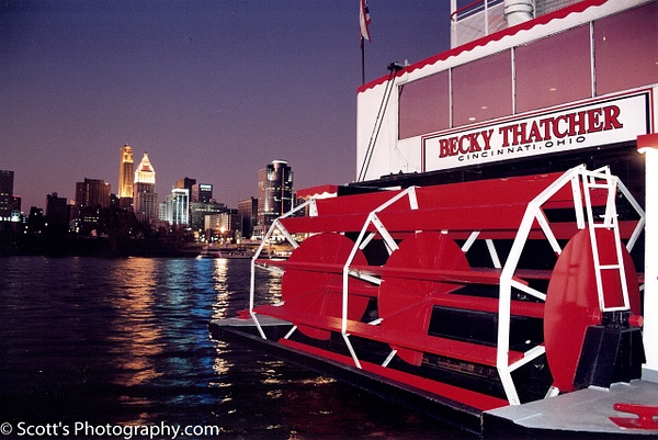 Cincinatti River Boat 1989 - Best Photos - PhotographyScott 