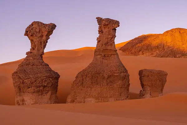 Sahara: Tassili and Tadrart by Turgay Uzer