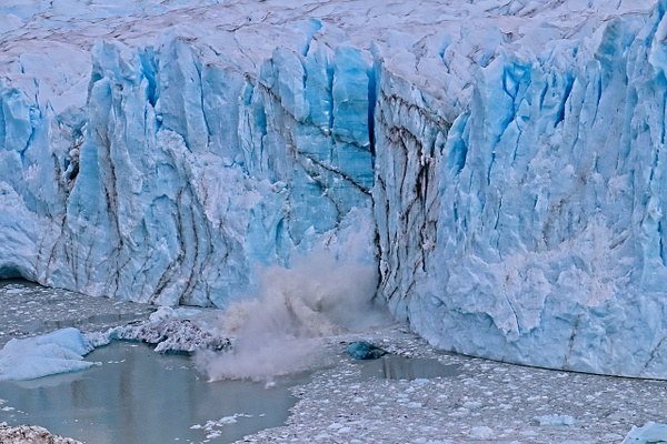 Perito Merino Glacier4 - Landscapes - Phil Mason Photography 