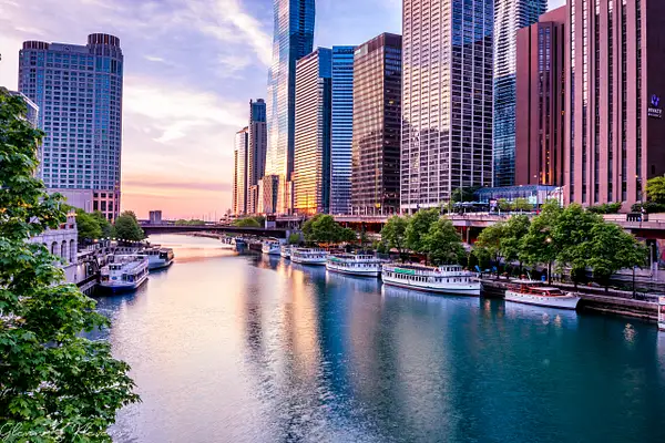 Chicago River Dawn by Glenn Klevens