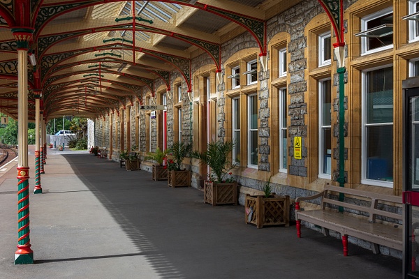 Torquay railwaystation - Travel - Michel Voogd Photography  