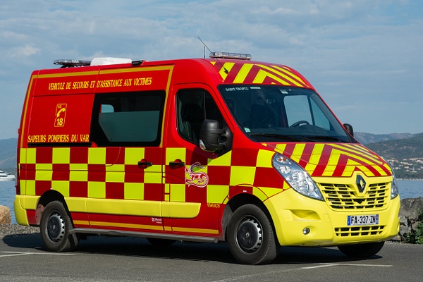 Ambulance Saint Tropez - Emergency Vehicles - Michel Voogd Photography