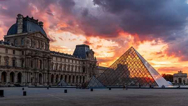 Paris Louvre sunset - Travel - Michel Voogd Photography 