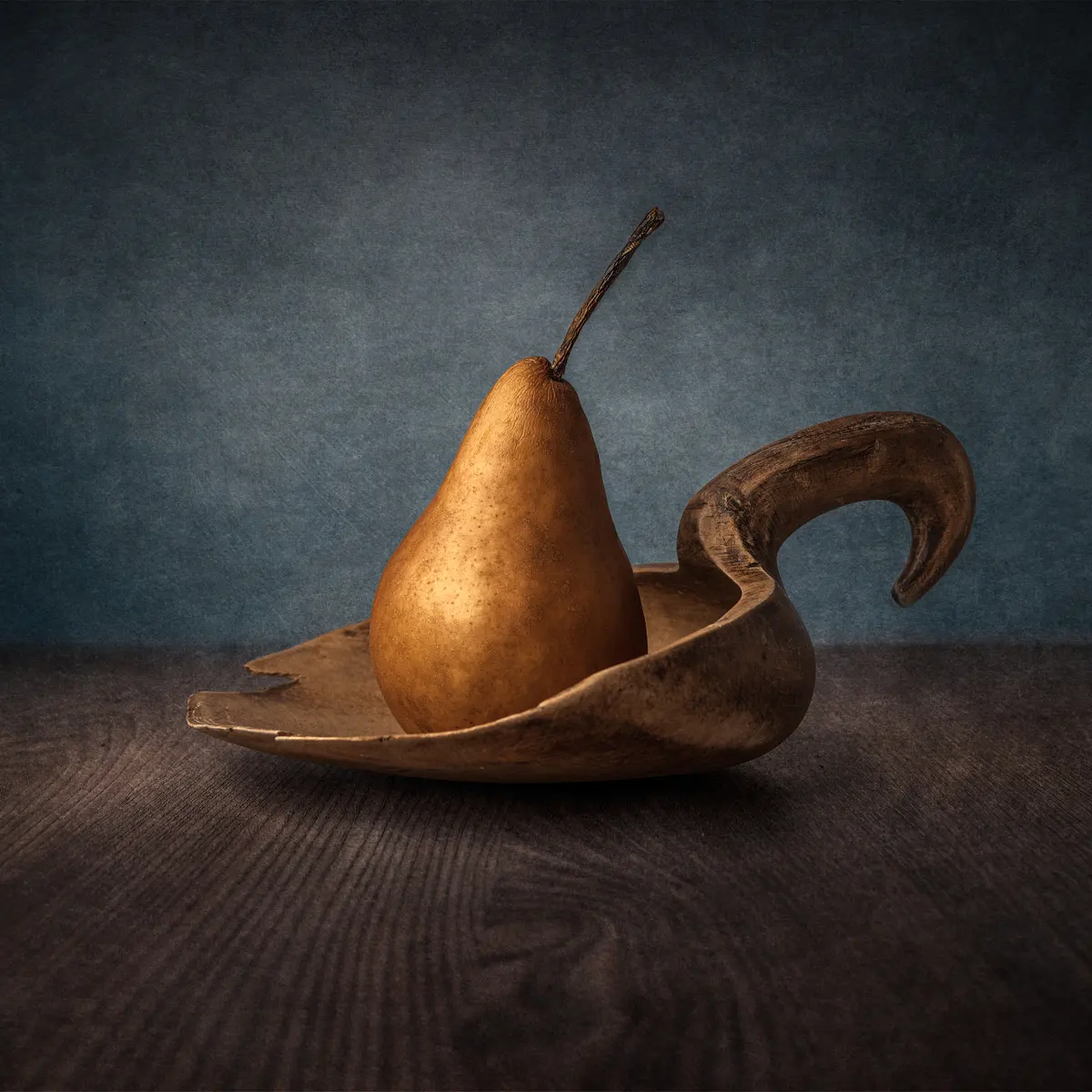 FOS-001 -Master-Pear On Antique Spoon