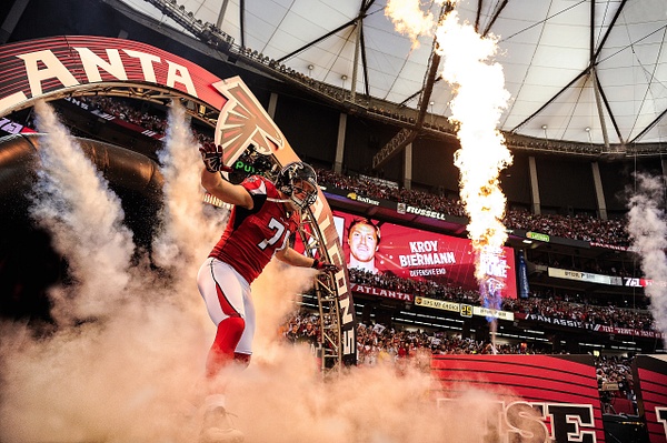 Entrance - Falcons-49ers NFC Championship Game - Scott Kelby Photography