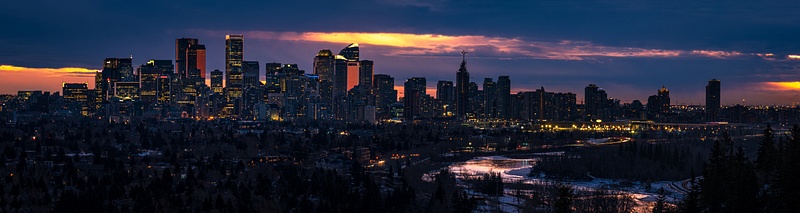 Panoramic View of Winter Sunrise City of Calgary January 2020 -2