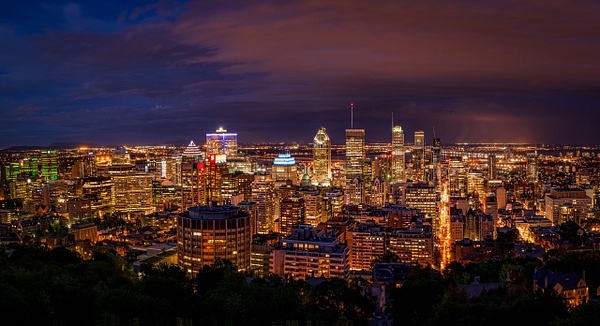 Montreal view from Parc du Mont Royal - Panoramic - Yves Gagnon Photography 