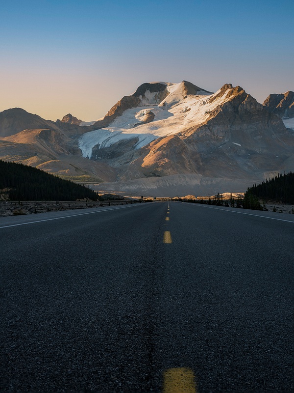 Sunrise Icefileds Parkway, Athabasca Glacier, Columbia Icefields, Jasper National Park, Alberta, Canada