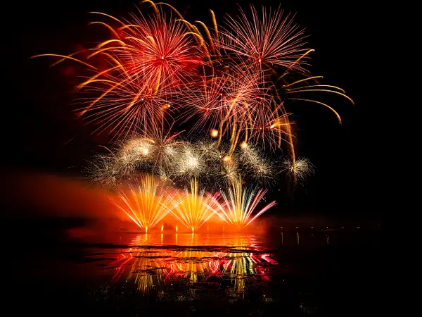 Fireworks Globalfest 2022 -5 by Yves Gagnon