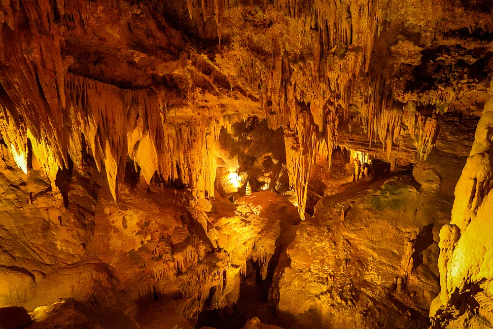 Majestic Underground Wonders of Luray Caverns