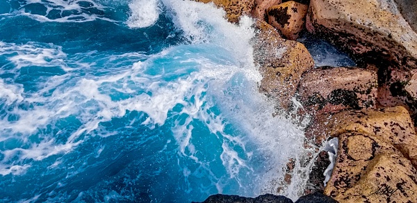 Hawaii-Big-Island-Blue-Ocean-Splash-Rocks-2-18x36 - Water Scenes - ResonantPhotos
