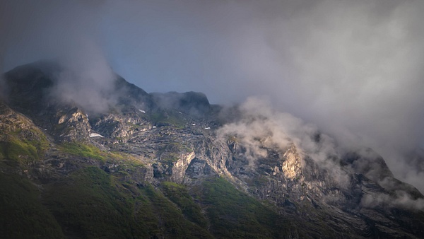 Geiranger-Norway-Early Morning Sun-Clouds - Home - Guy Riendeau Photography 