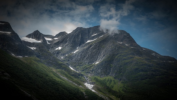Nordfjordeid-Norway-Mountain-Valley - Landscapes - Guy Riendeau Photography 
