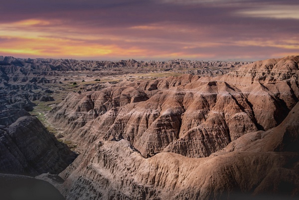 Badlands-National Park-South Dakota-Sunset-Landscape - Travel - Guy Riendeau Photography 